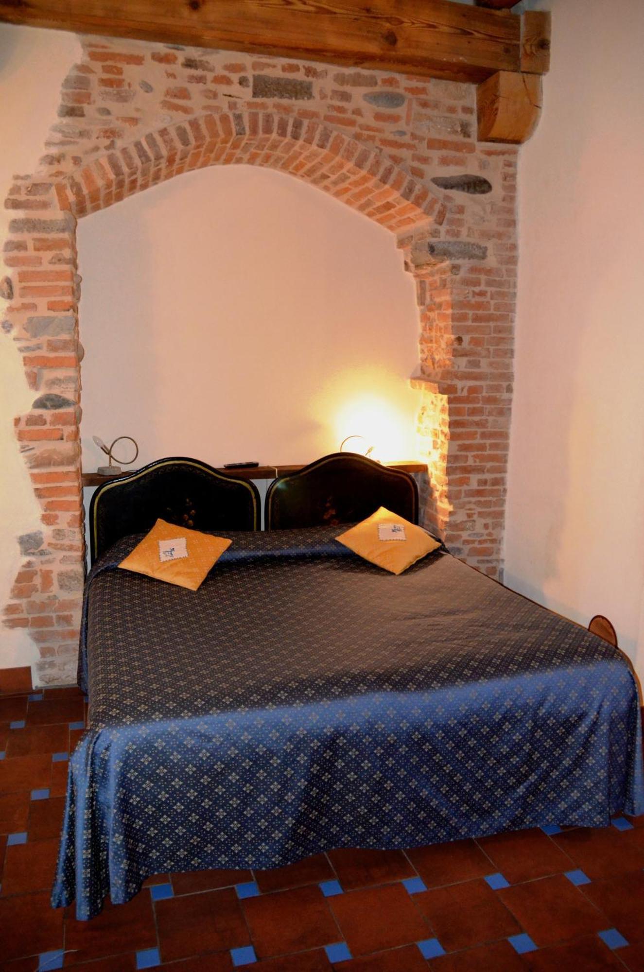 Angolo Del Poeta Bergamo Bilik gambar