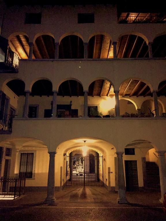 Angolo Del Poeta Bergamo Luaran gambar