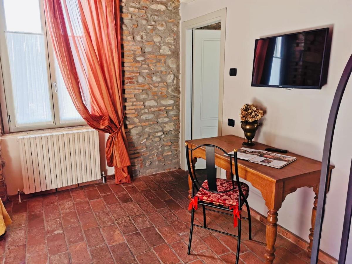 Angolo Del Poeta Bergamo Luaran gambar